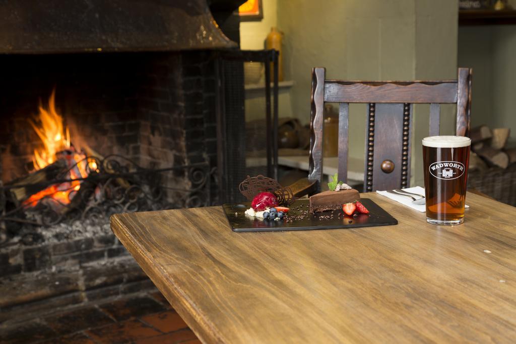 Hadley Bowling Green Inn Droitwich Exteriör bild